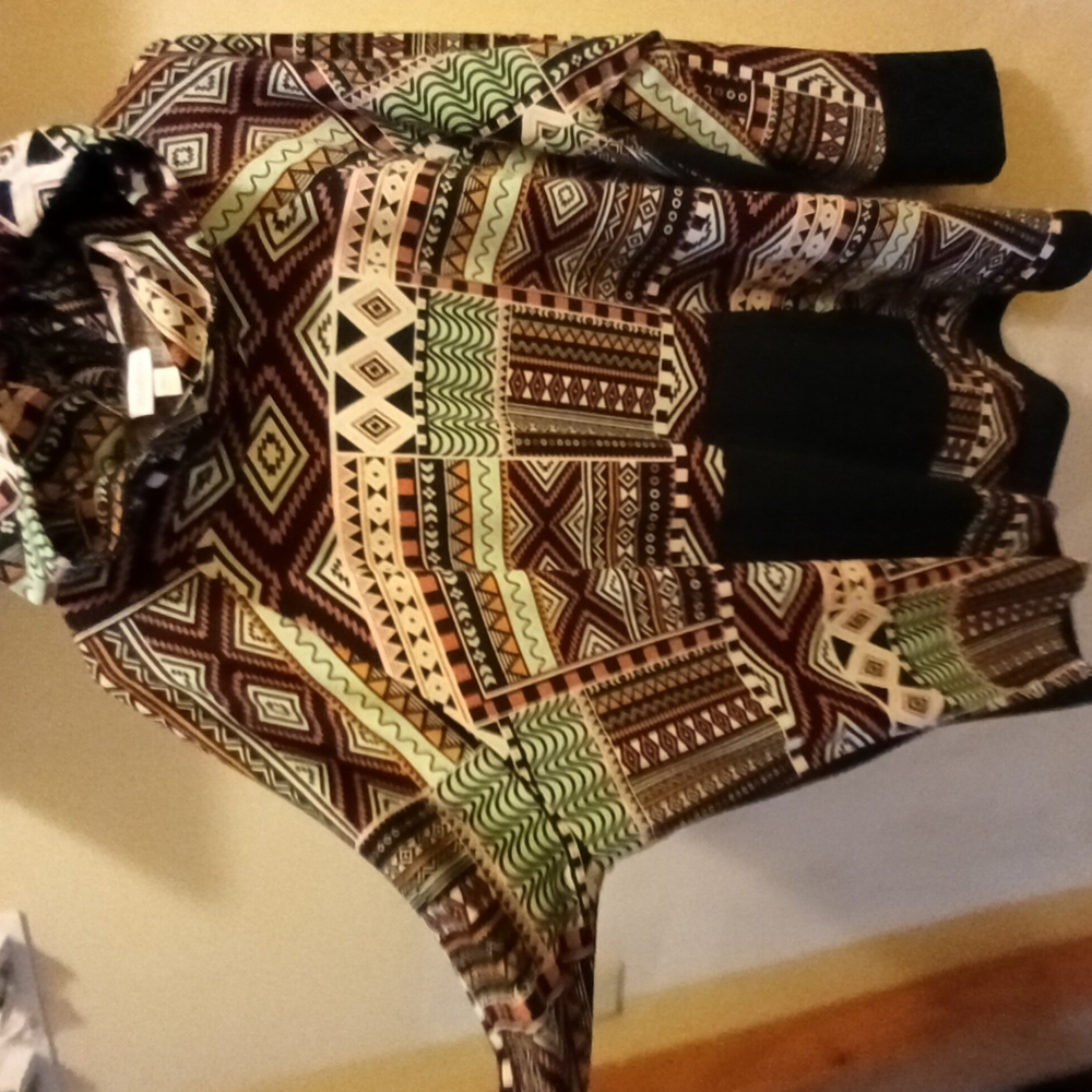 Lularoe Multicolor Geometric Jacket - image 4